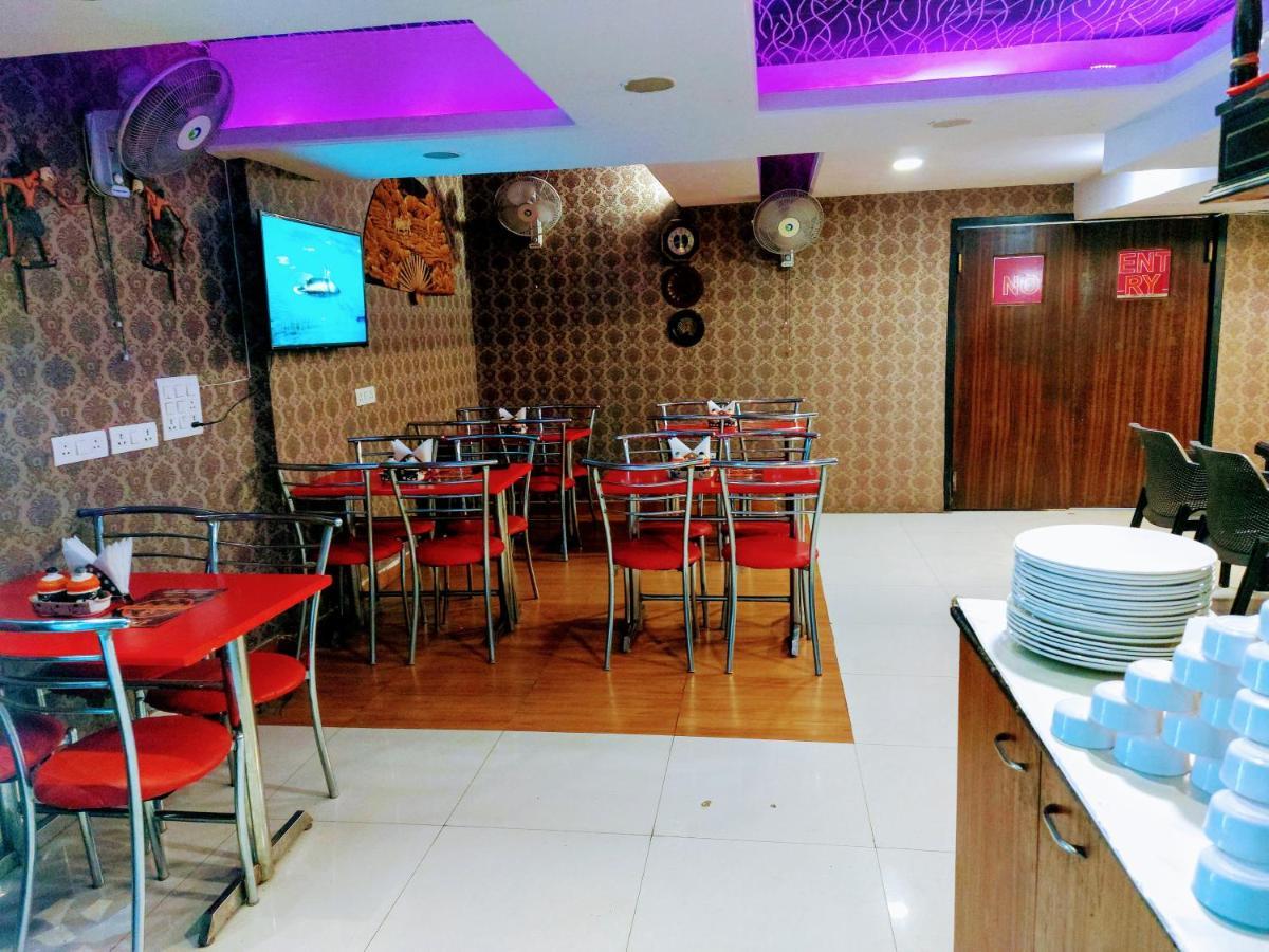 Hotel White Castle Noida Ngoại thất bức ảnh